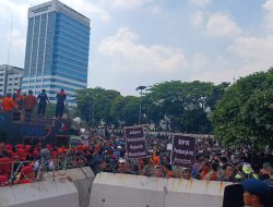 BREAKINGNEWS: Hasil Demo, DPR Batal Bahas RUU Pilkada